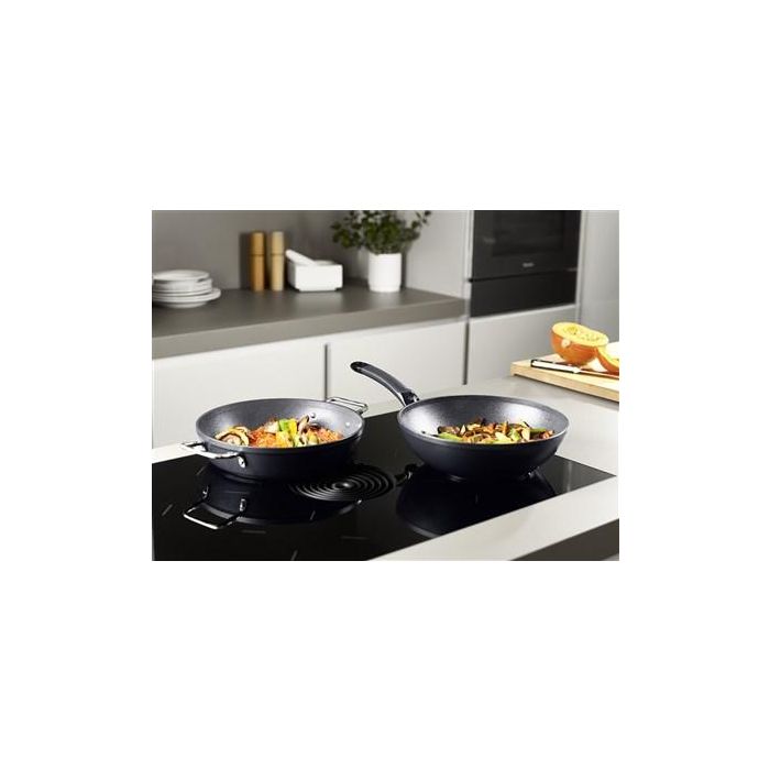 Adamant® Cacerola Baja 24Cm FISSLER 056-515-24-100/0 12 Adamant® Cacerola Baja 24Cm FISSLER 056-515-24-100/0 12