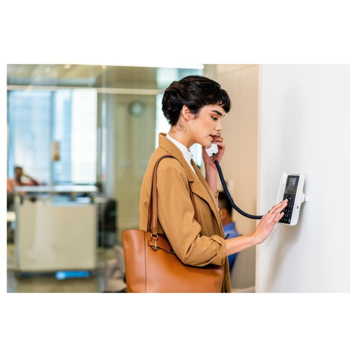 HP Teléfono IP Poly Edge E100 Negro con Pantalla IPS 2.8" y Conexión Gigabit Ethernet PoE 2