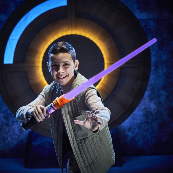 Star Wars Sable de Luz Lightbaber Squad G0727 con Cristal de Poder, 7 Colores y Efectos de Sonido 15