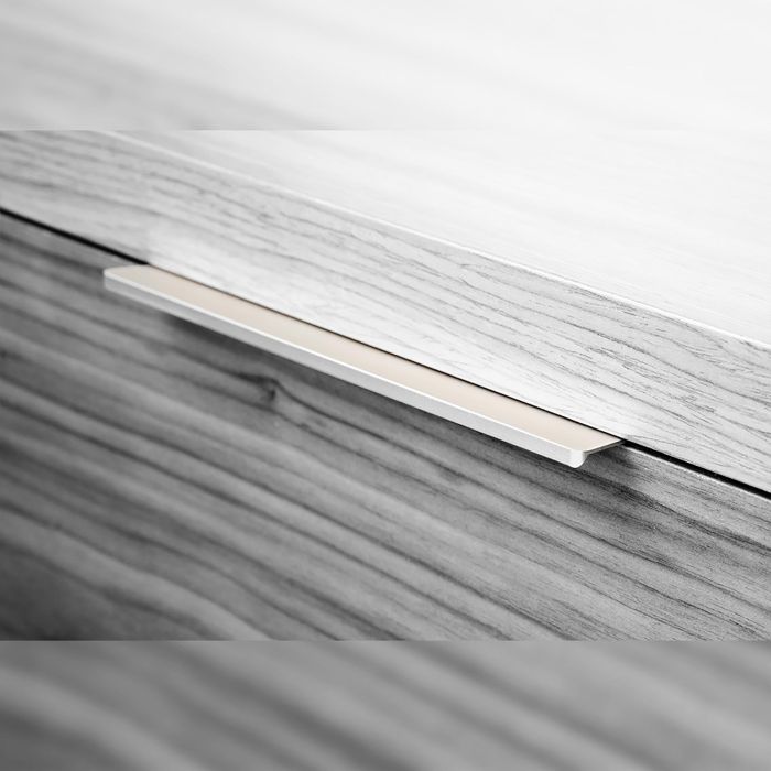 Emuca Lote de 10 tiradores para mueble Picanya, L198mm, intereje 128mm, Aluminio, Anodizado mate 11 Emuca Lote de 10 tiradores para mueble Picanya, L198mm, intereje 128mm, Aluminio, Anodizado mate 11