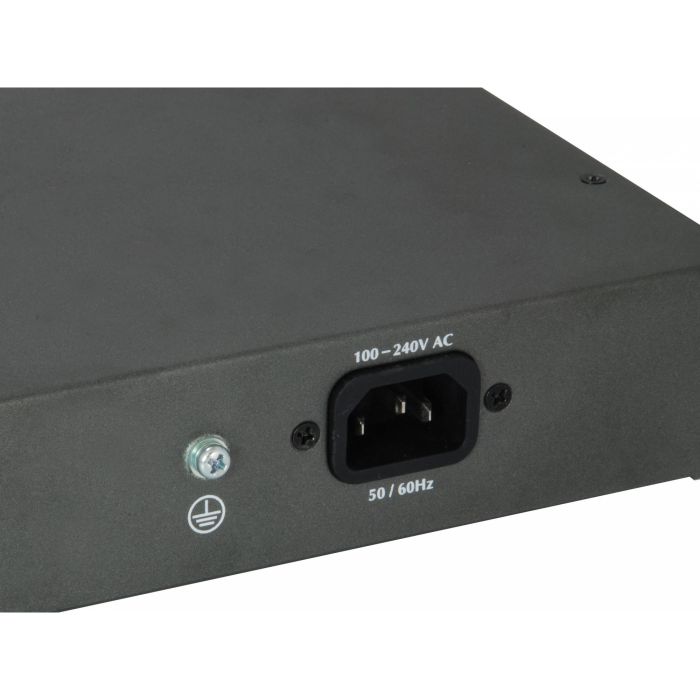 Switch 24x GE GEP-2652 2xGSFP 19" 370W 24xPoE+ 4 Switch 24x GE GEP-2652 2xGSFP 19" 370W 24xPoE+ 4