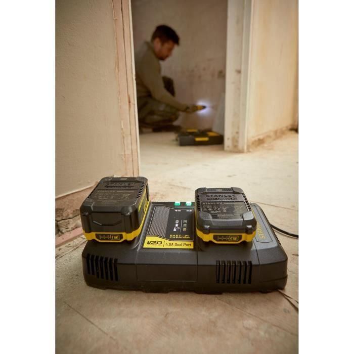 Cargador doble - 18 V 4 A - Compatible con todas las baterías de la generación V20 - STANLEY FATMAX, SFMCB24-QW 5 Cargador doble - 18 V 4 A - Compatible con todas las baterías de la generación V20 - STANLEY FATMAX, SFMCB24-QW 5