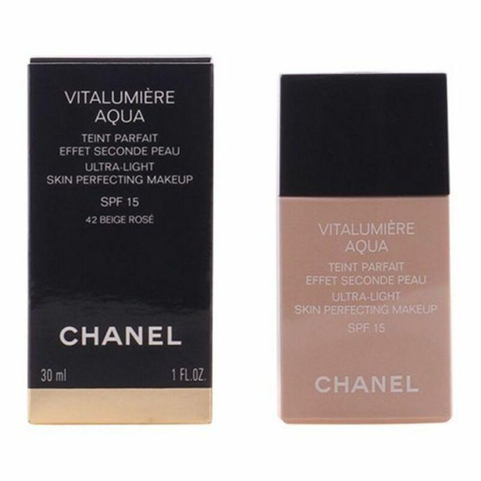Base de Maquillaje Fluida Vitalumière Aqua Chanel Base de Maquillaje Fluida Vitalumière Aqua Chanel