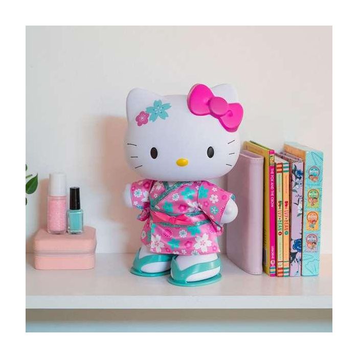 Figura hello kitty kimono. 33 cm. con 5 puntos de articulación. 8 Figura hello kitty kimono. 33 cm. con 5 puntos de articulación. 8