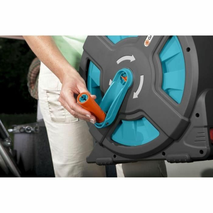 Gardena Compact15 Classic Enrollador de Manguera Portátil con Manguera 15m (Ø 11mm) y Conexión Grifo 3 Gardena Compact15 Classic Enrollador de Manguera Portátil con Manguera 15m (Ø 11mm) y Conexión Grifo 3