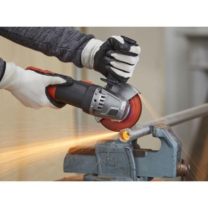 Black + Decker BEG220K-QS Amoladora 900W 125mm 12000 rpm. Potente herramienta para cortar, lijar y pulir con mango ajustable 3 posiciones. 2 Black + Decker BEG220K-QS Amoladora 900W 125mm 12000 rpm. Potente herramienta para cortar, lijar y pulir con mango ajustable 3 posiciones. 2