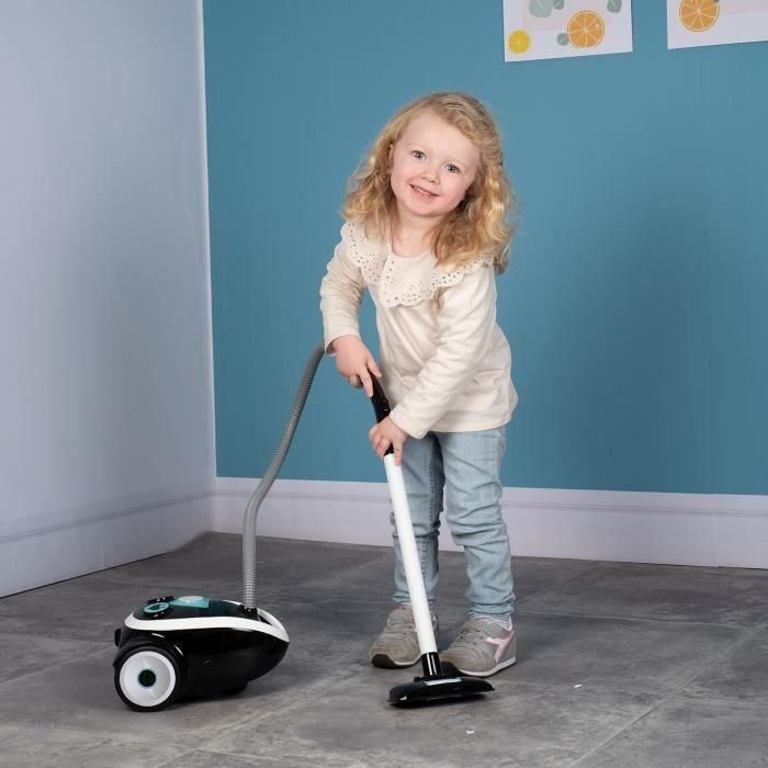 Smoby Aspiradora de Juguete para Niños con Sonido Real - Ideal para el Juego de Imitación - Incluye Pilas LR44 - +3 Años - Fabricado en Francia 2 Smoby Aspiradora de Juguete para Niños con Sonido Real - Ideal para el Juego de Imitación - Incluye Pilas LR44 - +3 Años - Fabricado en Francia 2