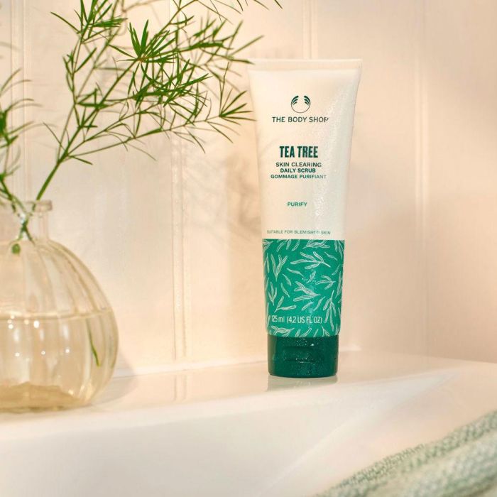 The Body Shop Tea Tree Limpieza Diaria 100 mL 2 The Body Shop Tea Tree Limpieza Diaria 100 mL 2