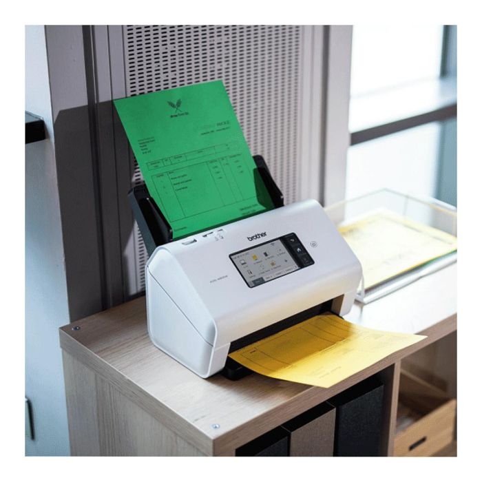 BROTHER Escaner profesional ADS4900W de alta velocidad a doble cara con pantalla tactil, tarjeta de red, WiFi 1