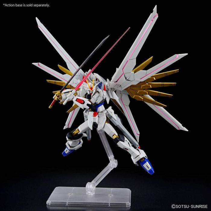 Maqueta HGCE 1/144 Mighty Strike Freedom Gundam 4