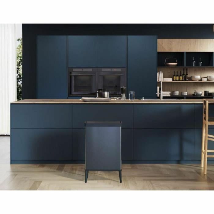 Curver CUR3253924865195 Papelera de pie VERTO, Apertura táctil, 54 L, Azul perla 4 Curver CUR3253924865195 Papelera de pie VERTO, Apertura táctil, 54 L, Azul perla 4