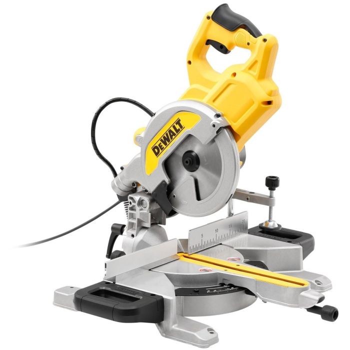 DEWALT DWS777-QS Sierra Ingletadora Telescópica 1800W 216 mm, Velocidad 6300 RPM, Corte 19x6 cm 0 DEWALT DWS777-QS Sierra Ingletadora Telescópica 1800W 216 mm, Velocidad 6300 RPM, Corte 19x6 cm 0