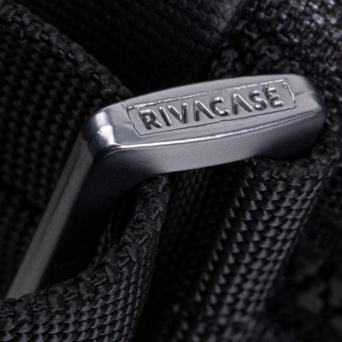 Riva NB Tasche Lantau 11.0" schwarz 8811 4