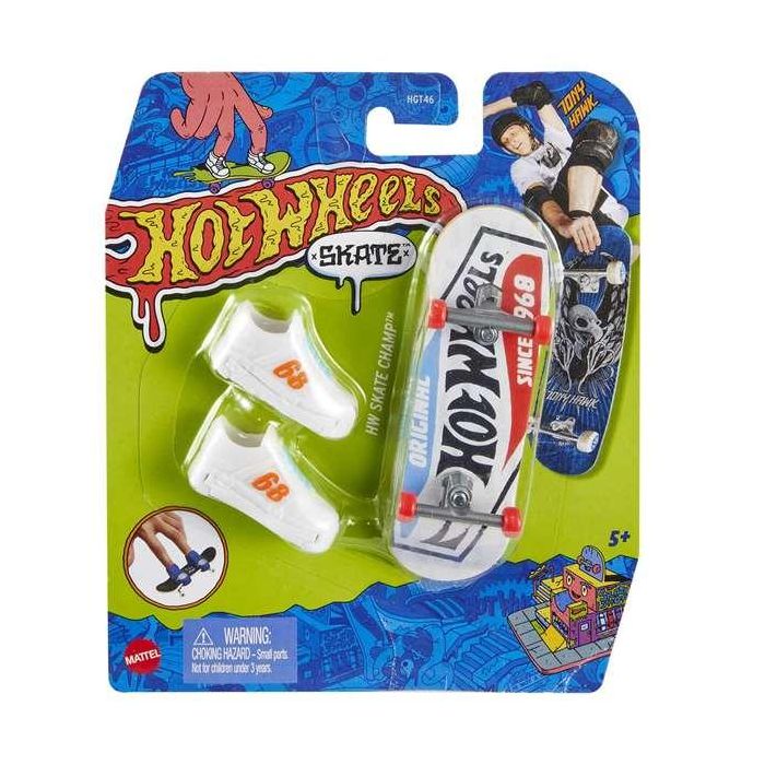 Mattel Mini Monopatin Hot Wheels con Zapatos 10 cm - Modelos Surtidos 22