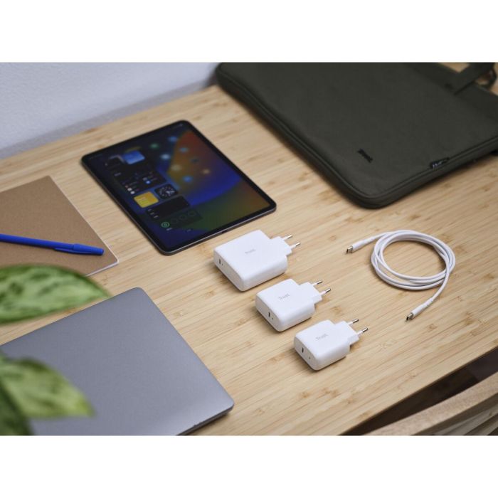 Trust 25139 Cargador de Pared USB-C 65W Maxo con Cable 2m PD 3.0 + PPS, Compacto, para Portátil, Móvil y Tablet, 75% Reciclado 10 Trust 25139 Cargador de Pared USB-C 65W Maxo con Cable 2m PD 3.0 + PPS, Compacto, para Portátil, Móvil y Tablet, 75% Reciclado 10