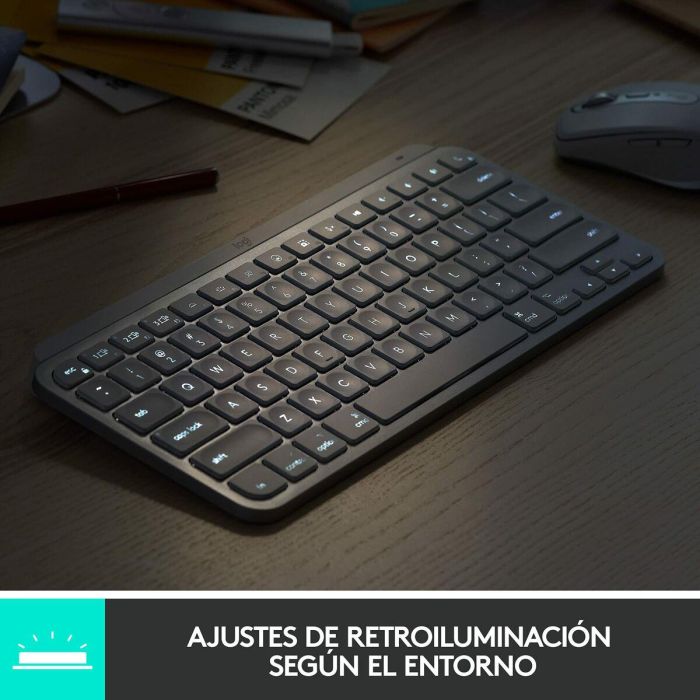 Logitech MX Keys Mini Teclado Inalámbrico Gris Pálido - Teclas Esféricas Cóncavas, Retroiluminación Inteligente, Bluetooth 10