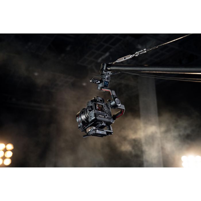 DJI RS 2 Pro Combo 4 DJI RS 2 Pro Combo 4