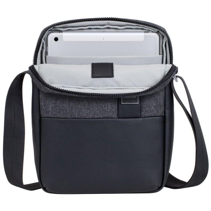 Riva NB Tasche Lantau 11.0" schwarz 8811 23