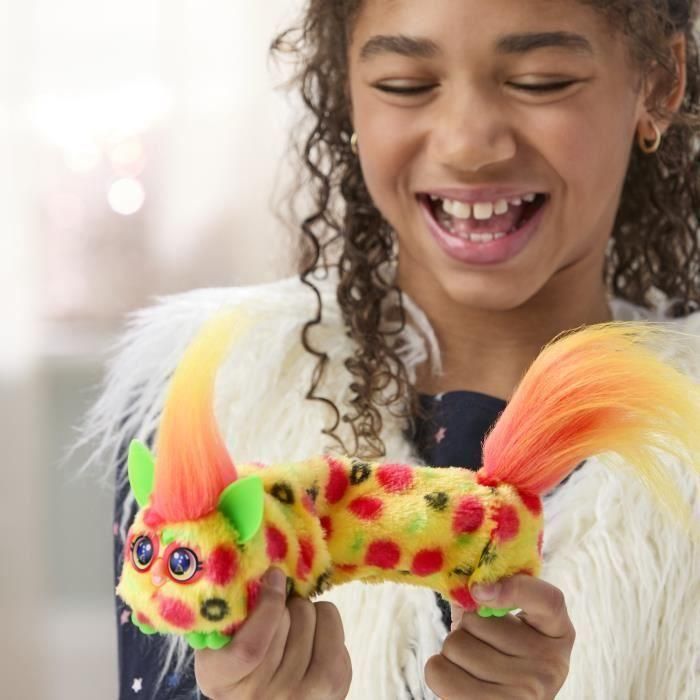 Hasbro HASG17845X0 Furby DJ Furblets Pepp-Oh-Roni - Minipeluche electrónico con 45 sonidos y música para niños +6 años 1 Hasbro HASG17845X0 Furby DJ Furblets Pepp-Oh-Roni - Minipeluche electrónico con 45 sonidos y música para niños +6 años 1