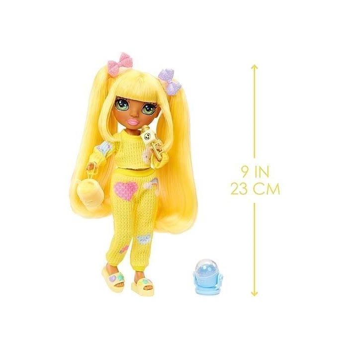 Junior High Pyjama Party - Muñeca de moda articulada de 22 cm - Sunny (Amarillo) - Muchos accesorios - a partir de 4 años 2 Junior High Pyjama Party - Muñeca de moda articulada de 22 cm - Sunny (Amarillo) - Muchos accesorios - a partir de 4 años 2