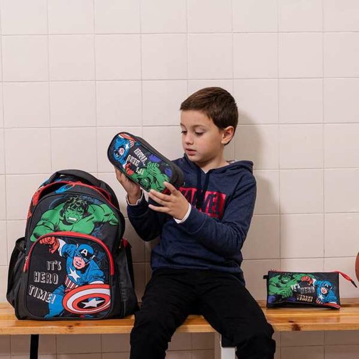 Mochila escolar mediana 42 cm avengers 13 Mochila escolar mediana 42 cm avengers 13