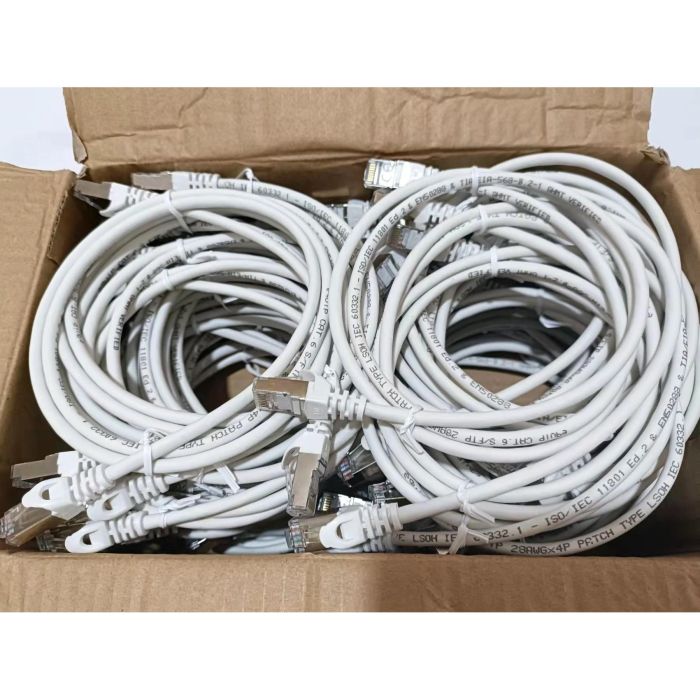 Equip Patchkabel Cat6 40x/set S/FTP 2xRJ45 1.00m ws LSZH 2 Equip Patchkabel Cat6 40x/set S/FTP 2xRJ45 1.00m ws LSZH 2