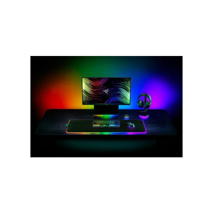 Razer Strider Chroma Alfombrilla de ratón para juegos Negro, RZ02-04490100-R3M1, Poliéster, Retroiluminación LED Multicolor 4 Razer Strider Chroma Alfombrilla de ratón para juegos Negro, RZ02-04490100-R3M1, Poliéster, Retroiluminación LED Multicolor 4