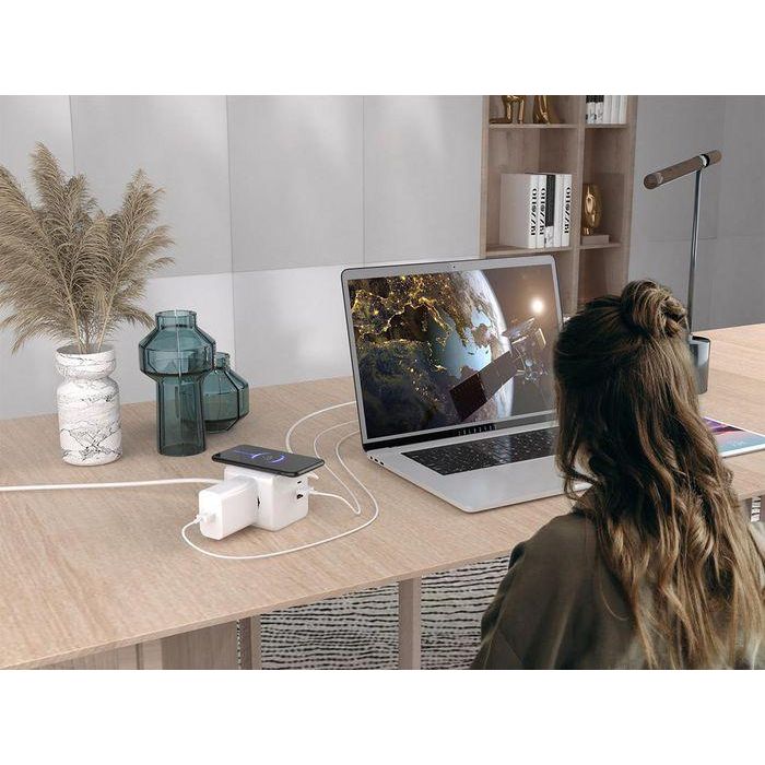 MicroConnect Power Cube with Wireless Charging, 3 Schuko outlets, 2 USB A ports, 1 USB-C port 1,5m cable White 1 MicroConnect Power Cube with Wireless Charging, 3 Schuko outlets, 2 USB A ports, 1 USB-C port 1,5m cable White 1
