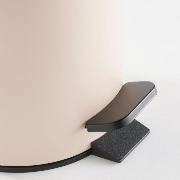 Papelera de baño - HOY - UTILITY - 3 L - Ø 17 x H 25 cm - Polipropileno - Rosa suave 1 Papelera de baño - HOY - UTILITY - 3 L - Ø 17 x H 25 cm - Polipropileno - Rosa suave 1
