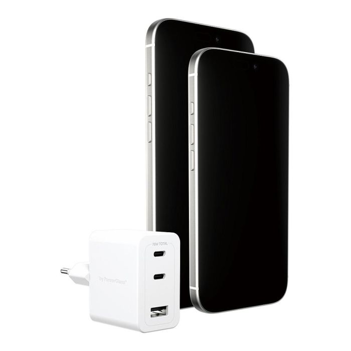 PanzerGlass Cargador Turbo GaN 70W, 2 Puertos USB-C + 1 USB-A, Carga Rápida Multi-Dispositivo, Blanco, Enchufe UE 4 PanzerGlass Cargador Turbo GaN 70W, 2 Puertos USB-C + 1 USB-A, Carga Rápida Multi-Dispositivo, Blanco, Enchufe UE 4