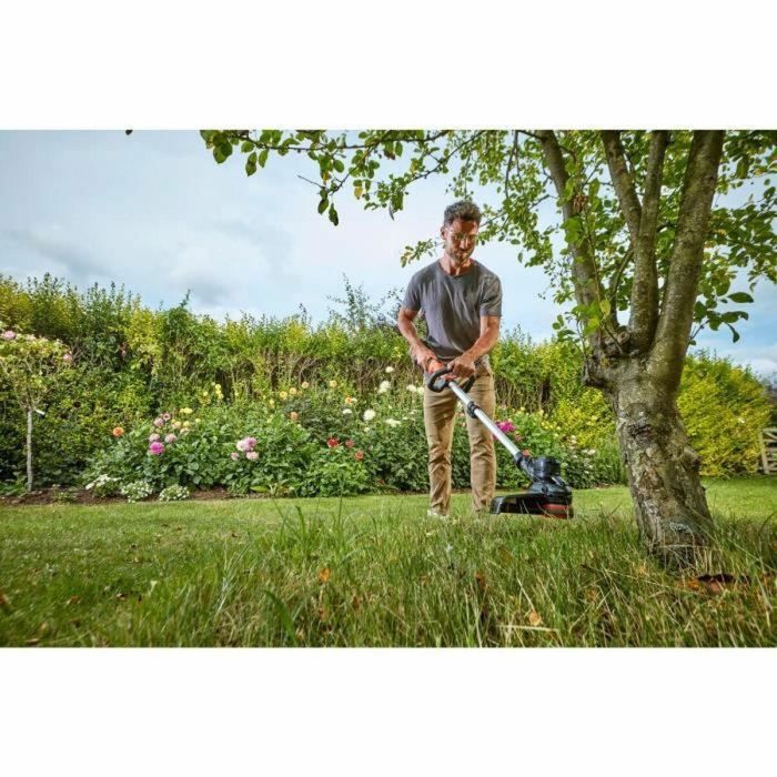 Black + Decker BCSTE636L1-QW Recortadora de Hilo Inalámbrica, 33cm, Batería LITIO 36V 2.5Ah, Tecnología POWERCOMMAND™ 6 Black + Decker BCSTE636L1-QW Recortadora de Hilo Inalámbrica, 33cm, Batería LITIO 36V 2.5Ah, Tecnología POWERCOMMAND™ 6