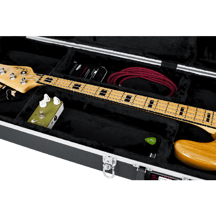 Gator Estuche Bajo Eléctrico Abs Deluxe Negro ABS Exterior Vellón Interior Dimensiones 1252,2 x 419,1 x 142,2 mm Peso 5,72 kg 3