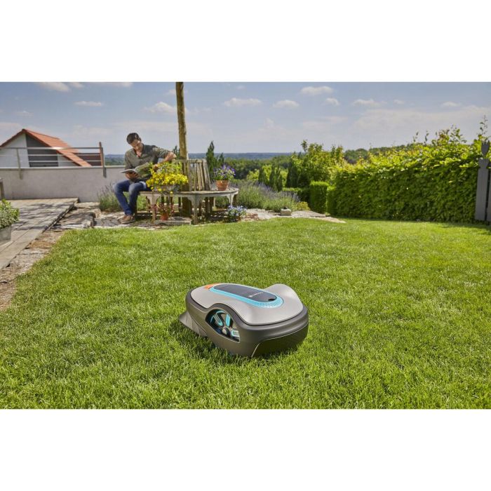 Gardena SILENO life 1000 Robot Cortacésped 1000-15102-26 - Corte Uniforme y Sin Rayas para Jardines de Hasta 1000m² 2