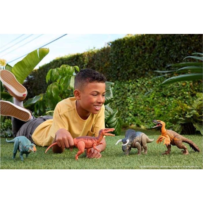Dinosaurio jurassic world wild roar. 32x10x5,25 cm - modelos surtidos 4 Dinosaurio jurassic world wild roar. 32x10x5,25 cm - modelos surtidos 4