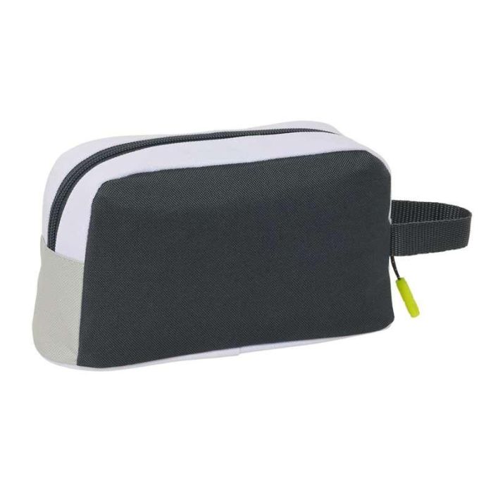 Safta Portadesayunos Termo Real Madrid 1 Equipacion 25-26 120x215x65 mm 1 Safta Portadesayunos Termo Real Madrid 1 Equipacion 25-26 120x215x65 mm 1