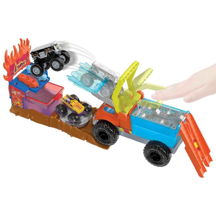 Hot Wheels Monster Trucks Arena Smasher Conjunto de Juego 5 Alarm Rescue Color Shifters HPN73 3