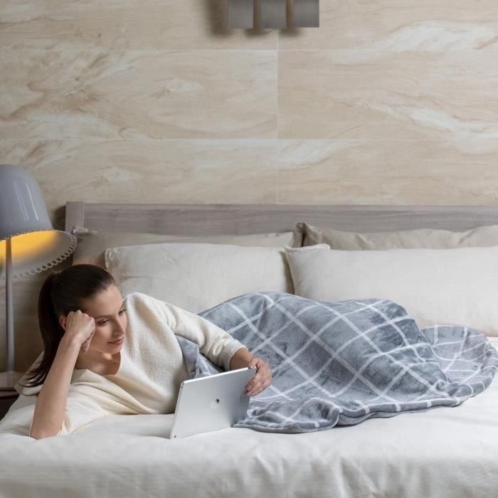 Imetec IME1685539525171 Manta Térmica 150x110 cm, 6 Temperaturas, Tejido Terciopelo y Sherpa Touch, Lavable a Máquina 4 Imetec IME1685539525171 Manta Térmica 150x110 cm, 6 Temperaturas, Tejido Terciopelo y Sherpa Touch, Lavable a Máquina 4