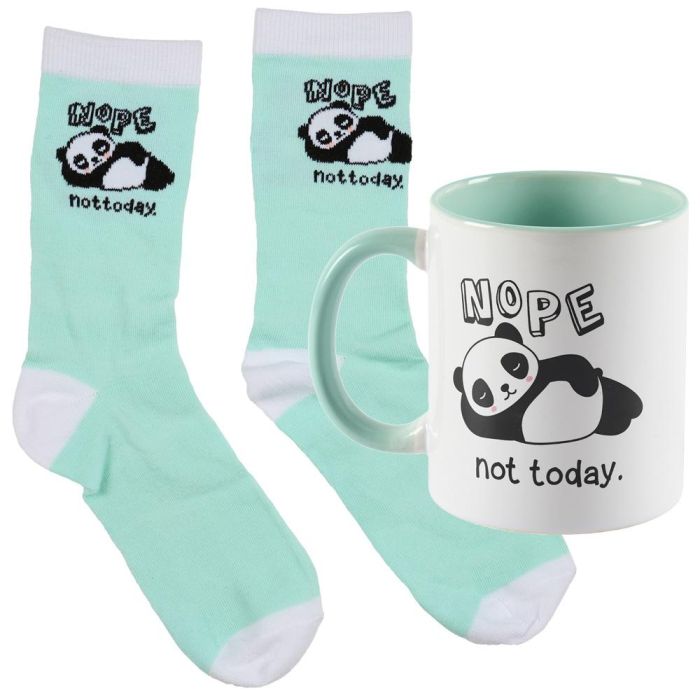 Juego De Taza Y Calcetines Kawaii The Concept Factory 3