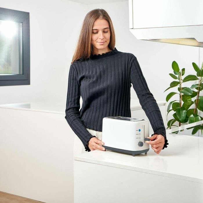 Tostadora Black & Decker BXTO820E 3