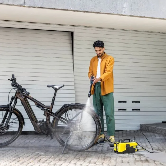 Karcher KAR4054278967943 Limpiadora móvil de media presión OC 6-18 (con batería de 18 V / 2,5 Ah + cargador estándar) 5