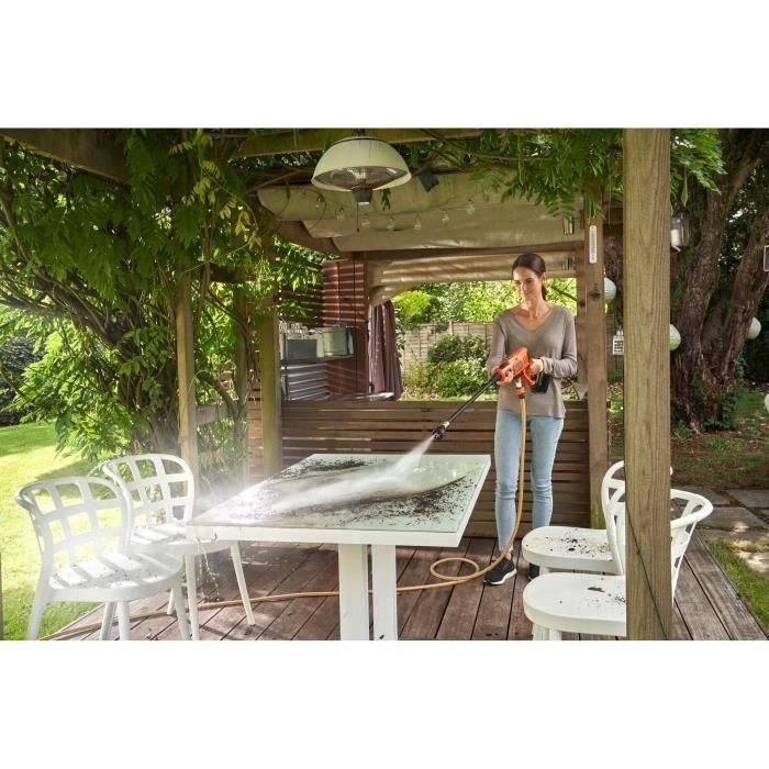 Black+Decker BCPC18D1-QW Hidrolimpiadora Inalámbrica de Litio 18V 24 Bar 2Ah con Boquilla 5 en 1 Multiusos 2