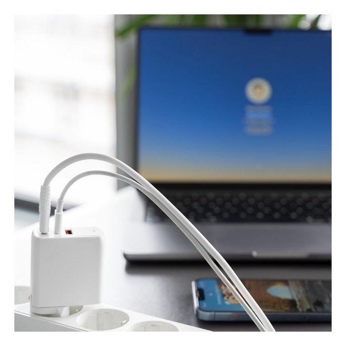 4smarts GaN Flex 65W Cargador Rápido con 2 USB-C y 1 USB-A, Blanco 1