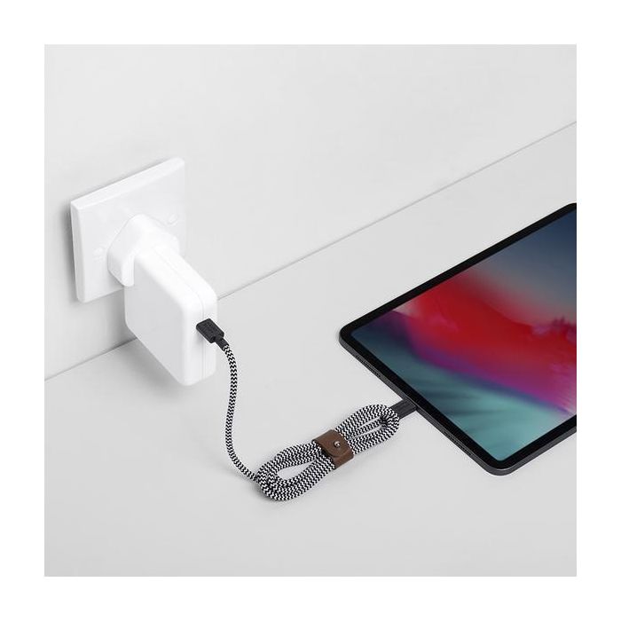 Native Union Belt Cable USB-C a USB-C 1.2 Metros Carga Rápida con Power Delivery Diseño Cebra 3 Native Union Belt Cable USB-C a USB-C 1.2 Metros Carga Rápida con Power Delivery Diseño Cebra 3
