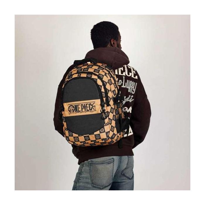 Karactermania Mochila One Piece Run. Plus Fan Chess 44x34x21 cm, Gran Capacidad, 3 Compartimentos, Puerto USB, Ripstop 6
