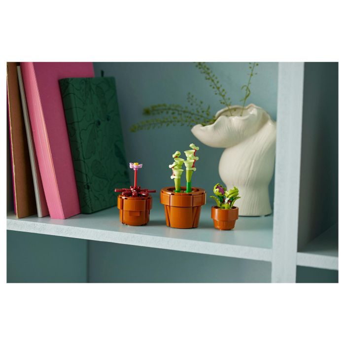 LEGO Icons 10329 Plantas Diminutas Set de Construcción Ornamental para Adultos 22