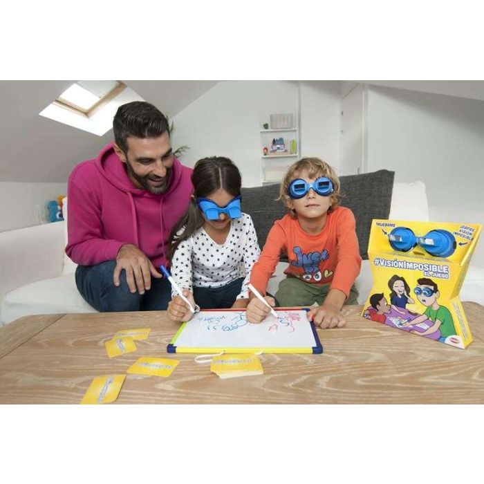 Bizak 63200070 Juego de Mesa Visión Imposible: Desafía tus sentidos con gafas que voltean la vista. Retos divertidos para +8 años 4