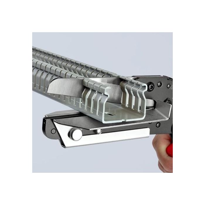 KNIPEX Schere fr Kabelkanle 9 KNIPEX Schere fr Kabelkanle 9