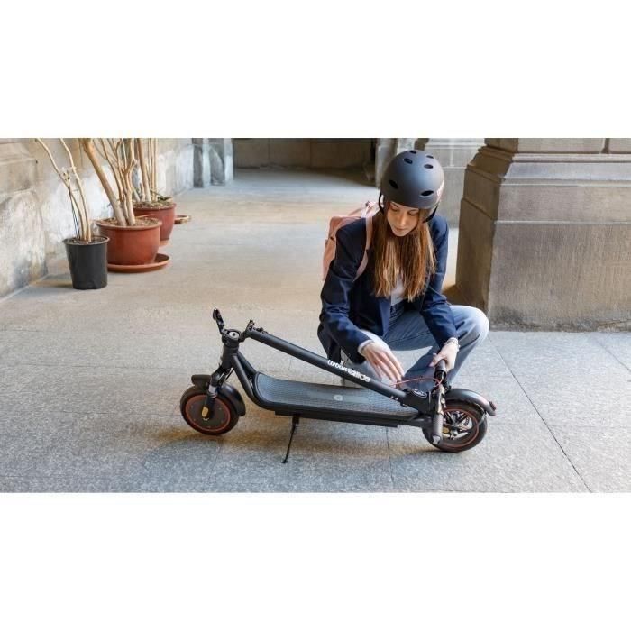 Urbanglide URB3700092616789 Patinete eléctrico 85 PLUS, rueda 8.5'', 36V, 350W, 20KM autonomía, freno disco, intermitentes, luz freno 4 Urbanglide URB3700092616789 Patinete eléctrico 85 PLUS, rueda 8.5'', 36V, 350W, 20KM autonomía, freno disco, intermitentes, luz freno 4