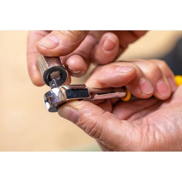 Stanley Trinquete de 72 Dientes con Cuadradillo de 1/4'' y 10 Vasos, Juego de 11 Piezas 5