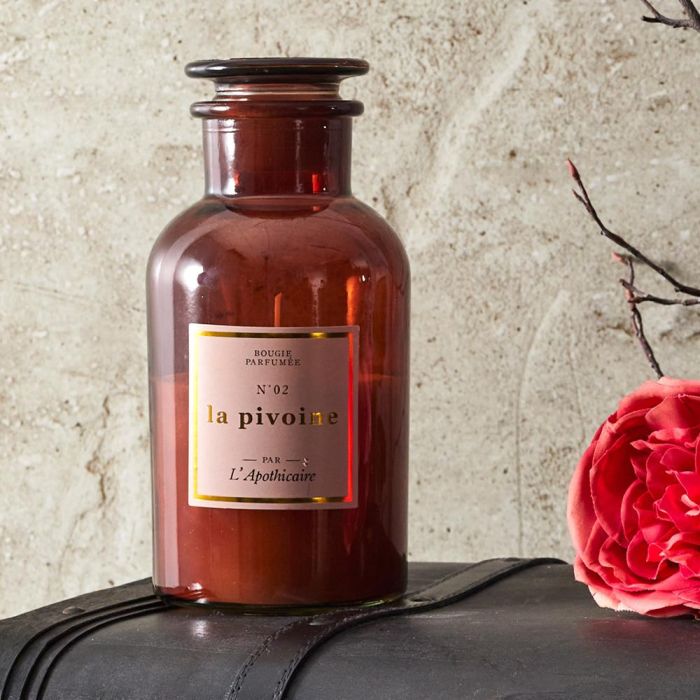 Home Deco Factory Vela Perfumada Apothi. Colección Apothicaire, Aromas: Peonía, Almendra, Higo, Cera de Parafina, Duración 60h 5 Home Deco Factory Vela Perfumada Apothi. Colección Apothicaire, Aromas: Peonía, Almendra, Higo, Cera de Parafina, Duración 60h 5